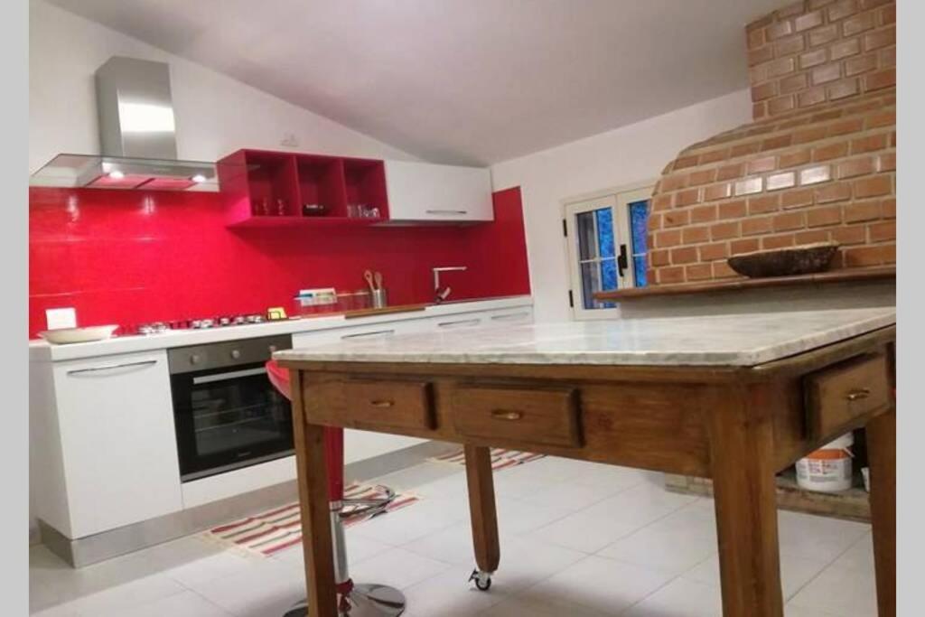 Sestu Big Relax Apartment With Swimming Pool And A Peaceful Garden In A Private Villa מראה חיצוני תמונה